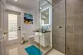 Bathroom (Guest) with Pool Access
